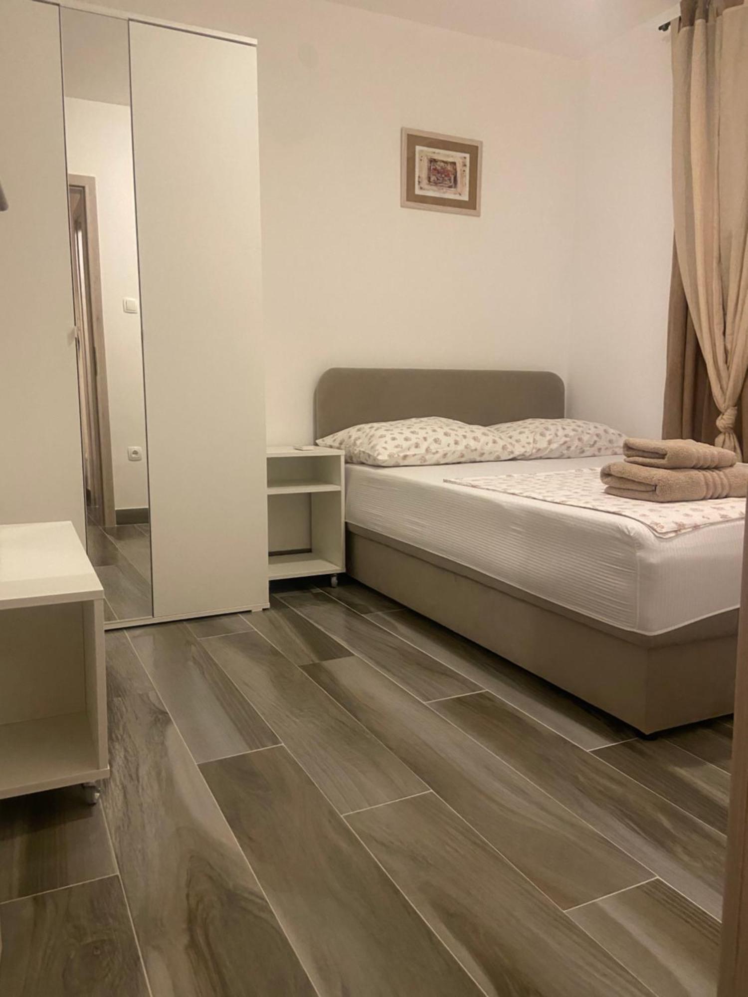 Apartments Simoneta Malinska Εξωτερικό φωτογραφία