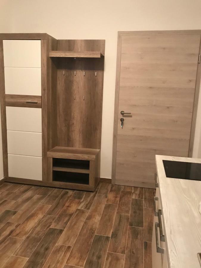 Apartments Simoneta Malinska Εξωτερικό φωτογραφία