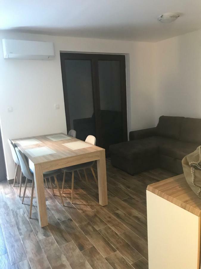 Apartments Simoneta Malinska Εξωτερικό φωτογραφία